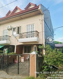 townhouse for sale in bf resort laspinas on Carousell