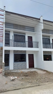 Townhouse for sale in Governors Drive Dasmarinas Cavite on Carousell