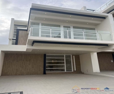 Townhouse for Sale in M Residences Capitol Hills at Quezon City on Carousell