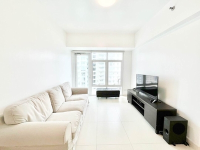 Two Serendra | Three Bedroom 3BR Condo Unit For Sale - #5167 on Carousell