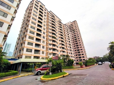 Valencia Hills Condominium
