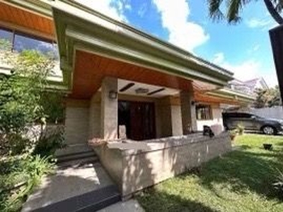 Valle Verde 6 house and lot for sale near Greenmeadows