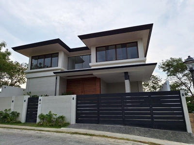Westgrove House for Sale : 5 bedrooms : Brand New on Carousell