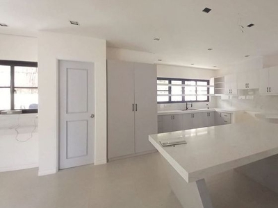 4BR House for Rent in Merville Subdivision, Parañaque