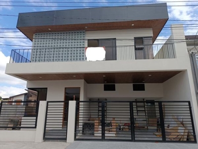 Brand new House w/ swimming pool For Sale in Angeles Pamp. near Clark