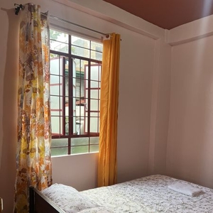 Baey Damaya: For rent Modern Townhouse at the heart of City of Pines, Baguio.