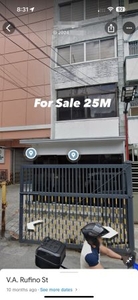 Rush for Sale! 4 Storey Commercial Building in Pio del Pilar, Makati City