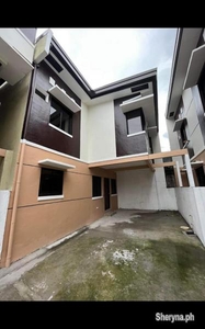 House For Sale in Mapayaoa Village Las Pinas