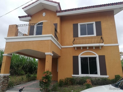4 Bedrooms 2 Toilet & Bath House and Lot for sale Near Tagaytay