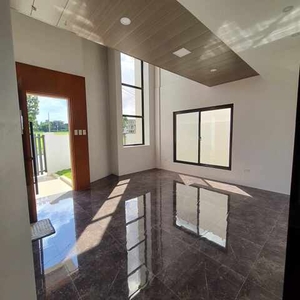 House For Sale In Alfonso, Cavite
