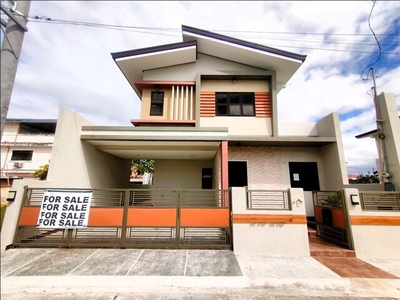 House For Sale In Anabu Ii-c, Imus