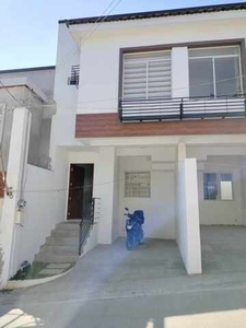 Townhouse For Sale In San Isidro, Angono