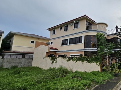3 storey 10 Bedrooms Single Detached House in Talisay City Cebu