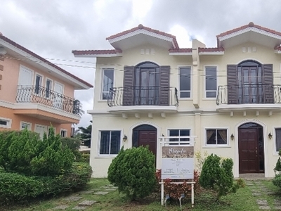 Townhouse For Sale In Lumil, Silang