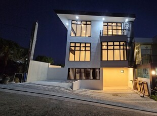 7 Bedroom House and Lot for sale in Guadalupe, Cebu City