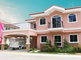 Affordable yet elegant House with Mt. Makiling view For Sale at Calamba Laguna