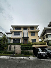 House For Sale In Mckinley Hill, Taguig