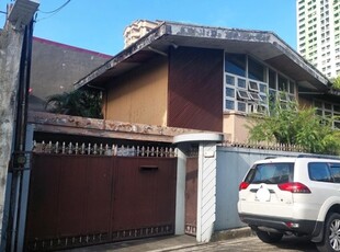 House For Sale In Pasay Rotonda, Pasay
