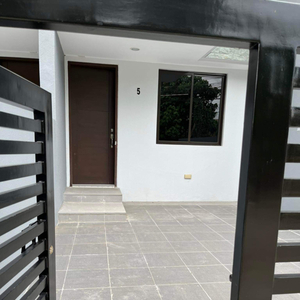 Townhouse For Sale In Alfonso Angliongto S, Davao