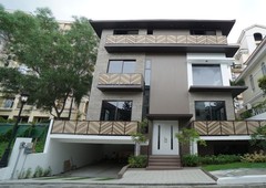 5 Bedroom House and lot for sale Mckinley Hill Village Taguig Fully Finished