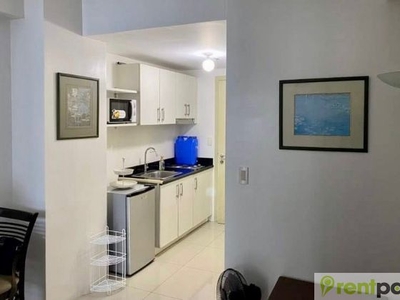 Fully Furnished 1 Bedroom Condo Unit for Rent