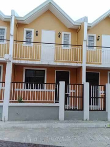 Townhouse For Rent In Guyong, Santa Maria