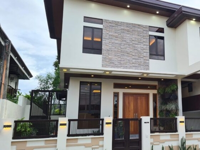 Brandnew Modern Opulent House in BF Homes, Paranaque