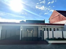 Affordable Bungalow 4br House and lot in moonwalk village Las pinas