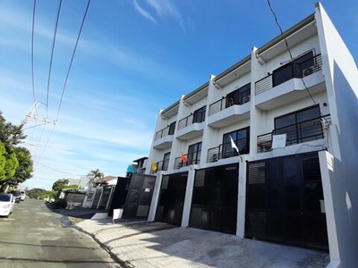 Townhouse For Sale In Congressional Avenue, Quezon City