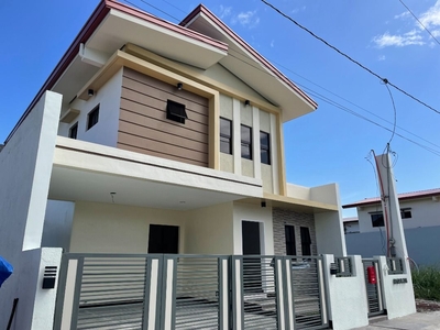 4 BEDROOMS HOUSE AND LOT FOR SALE IN GRAND PARKPLACE IMUS CAVITE on Carousell