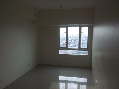 Condo Studio unit unfurnished for lease near Don Bosco and Greenbelt on Carousell