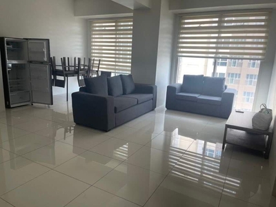 Condominium unit for rent in Central Park West BGC on Carousell