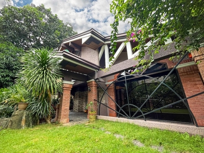 Contemporary House for sale in St. Ignatius Village Quezon City near Whiteplains C5 Eastwood Libis Green Meadows Corinthian Gardens Valle Verde Pasig Ortigas on Carousell