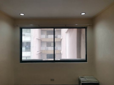 PALMTOWERS11XXTA For Rent Studio Unit Fully Furnished in The Palm Towers Makati on Carousell