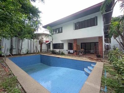 White Plains House for Rent in Quezon City on Carousell