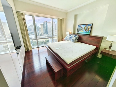 1 BR Condo for Rent Lease Sale in Raffles Residences Makati CBD Ayala Center on Carousell
