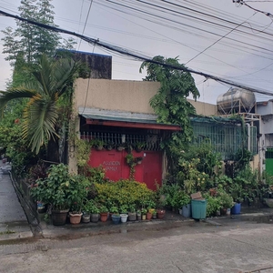 112SQM HOUSE and LOT in QUEZON CITY FOR SALE on Carousell