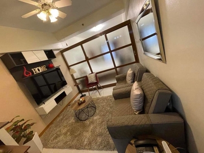 1BR with Balcony FOR SALE at Cityland Makati Executive Tower 4 - For Rent / For Lease / Metro Manila / Interior Designed / Condominiums / RFO Unit / NCR / Fully Furnished / Real Estate Investment / Clean Title / Condo Living / Ready For Occupancy / MrBGC on Carousell