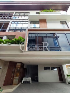 251C Brand New 3-4 Car Townhouse for Sale near Landers & Skyway 3 Exchange on Carousell