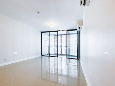 2BR Corner Unit with Balcony for Sale in Arbor Lanes