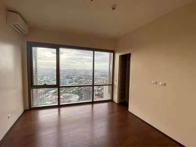 2BR TANDEM PARKING Viridian for rent in Greenhills near Xavier Edsa New manila on Carousell
