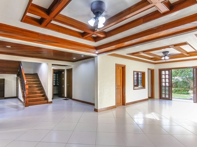3-BEDROOM HOUSE AND LOT FOR SALE IN SAN MIGUEL VILLAGE on Carousell