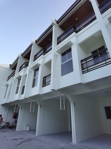 3-Bedroom House with 2-3 Car Garage for Sale in Diliman Quezon City on Carousell