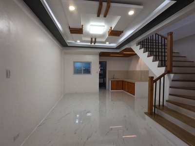 3 bedroom town house for sale in Countryside Villa Paranaque on Carousell