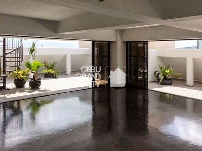 3 Bedroom Tri-Level Penthouse for Sale in Guadalupe on Carousell
