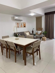 3 bedroom unit with parking condo for sale in Three Central Makati City on Carousell