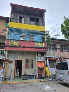 3 storey House and lot for sale in Sampaloc Manila near Gtuazon on Carousell