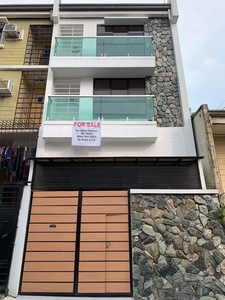 3 storey townhouse for sale on Carousell
