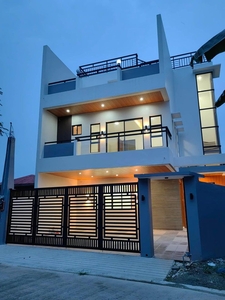 3 Storey with Overlooking View Single Attached House and Lot For Sale in Upper Antipolo on Carousell