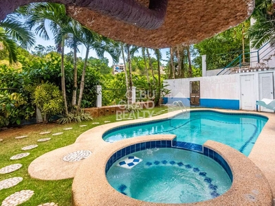 4 Bedroom House with Swimming Pool for Sale in Maria Luisa Estate Park on Carousell